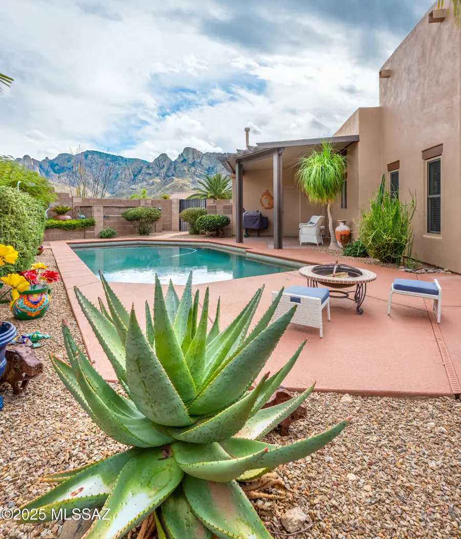 1681 E Moonshroud Drive, Oro Valley, AZ 85737 - Image #2