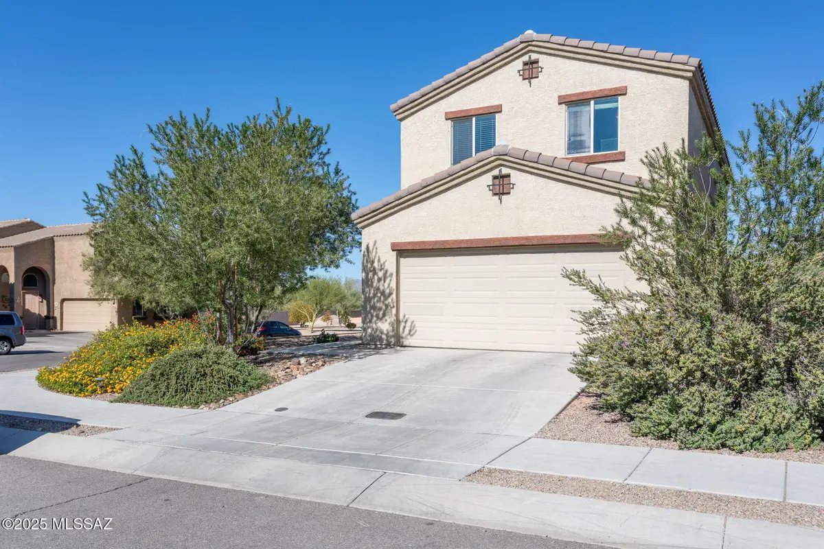 8845 E Abrams Loop, Tucson, AZ 85710 - Image #1