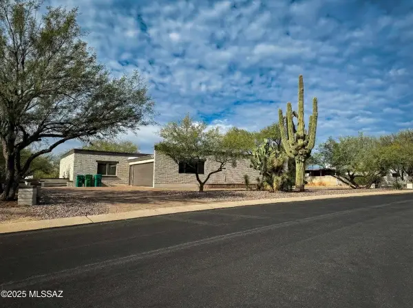 3339 N Calle Poco, Tucson, AZ 85750