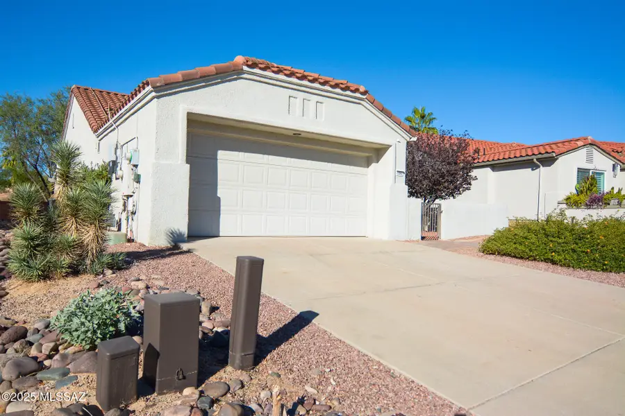 13941 N Willow Bend Drive, Oro Valley, AZ 85755 - Image #3