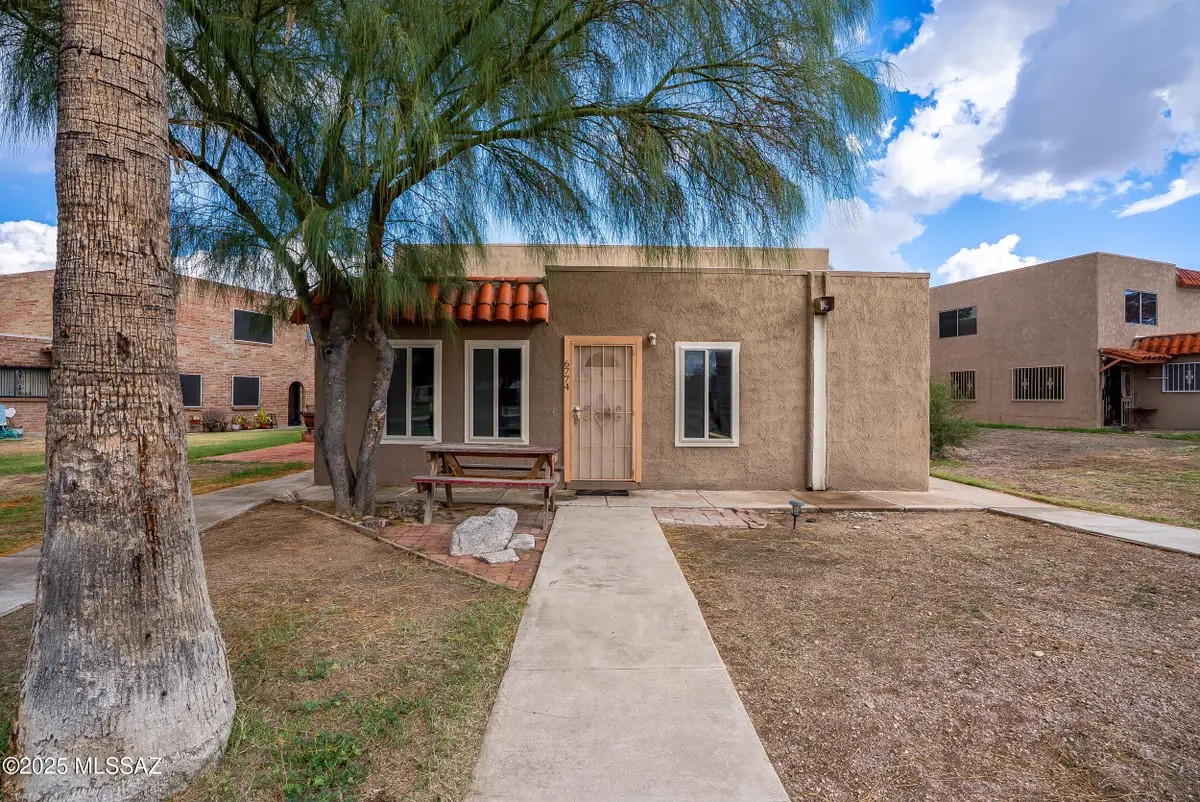 6774 E Calle La Paz #A, Tucson, AZ 85715 - Image #1