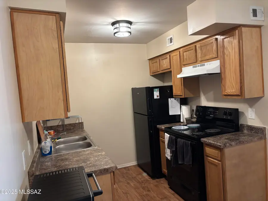 6301 N Barcelona Court #1006, Tucson, AZ 85704 - Image #3