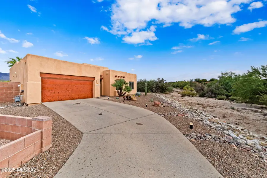 410 N Arcon Court E, Tucson, AZ 85748 - Image #2