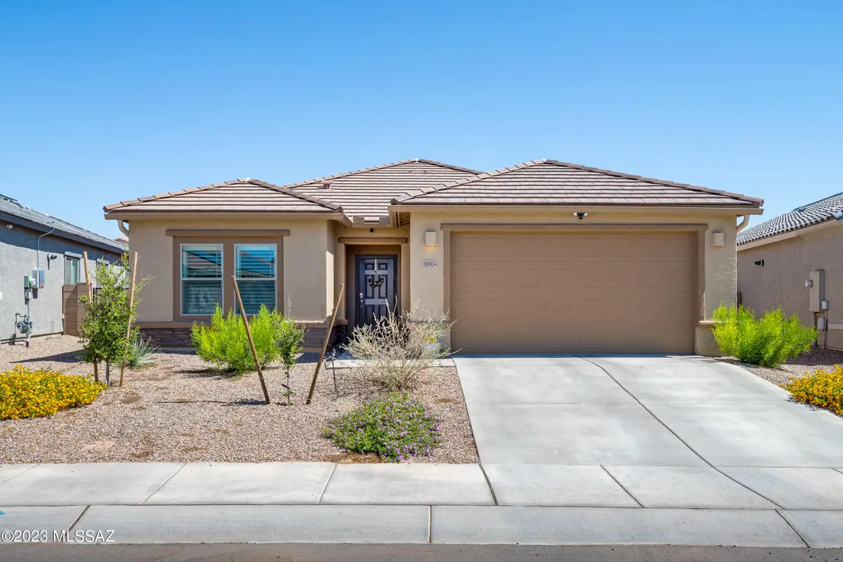10904 W Claxton Drive, Marana, AZ 85653 - Image #1