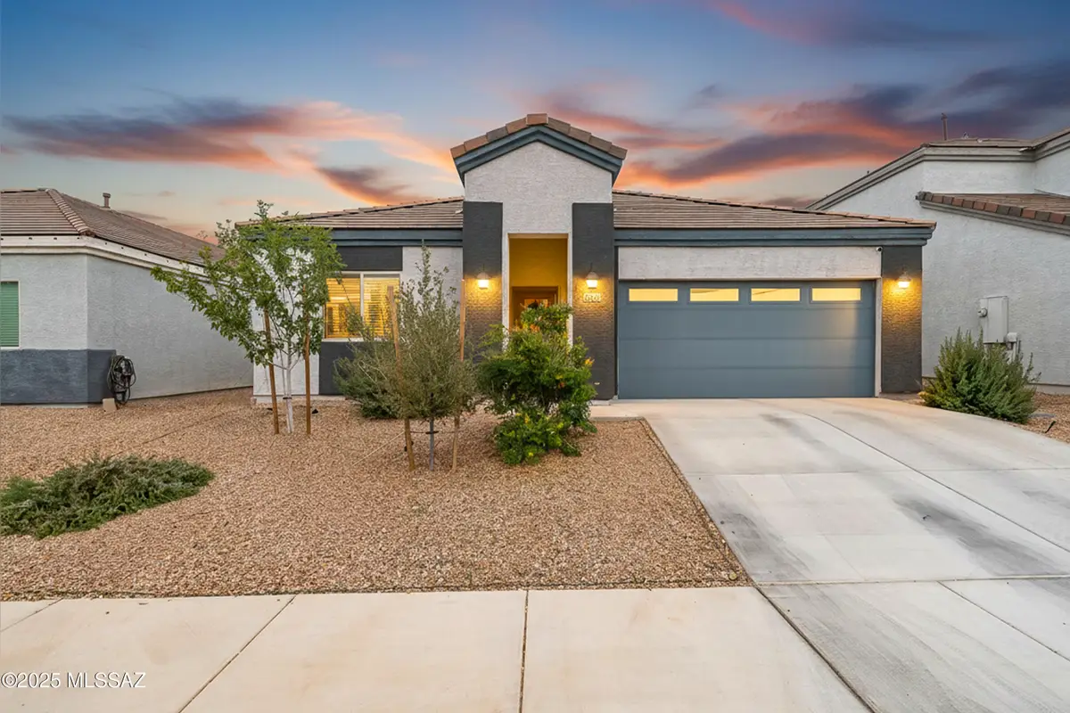 12745 E Russo Drive, Vail, AZ 85641 - Image #1