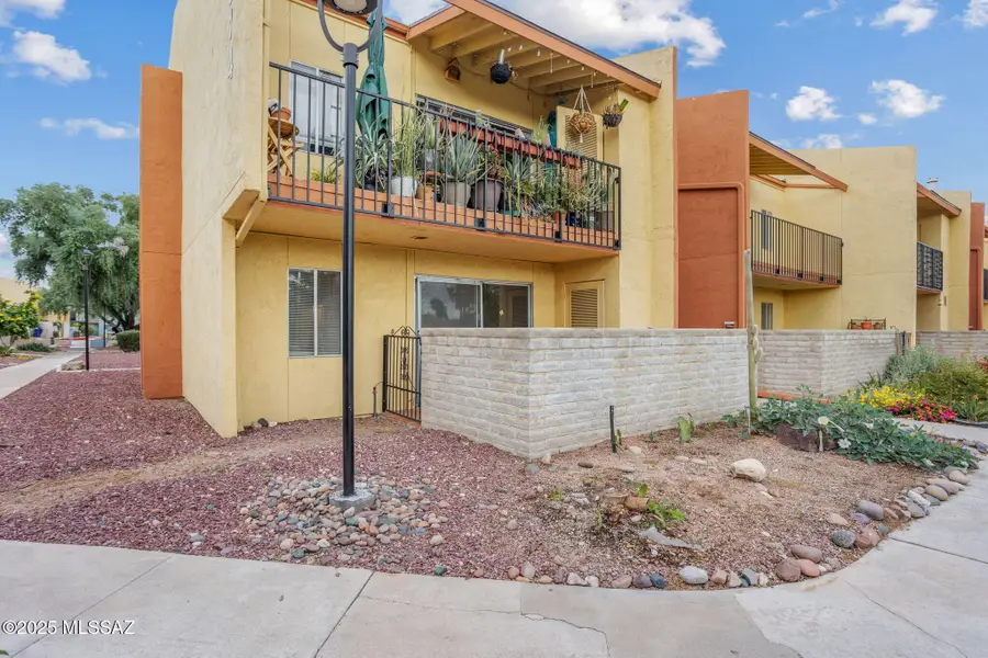 814 S Langley Avenue #104, Tucson, AZ 85710 - Image #2