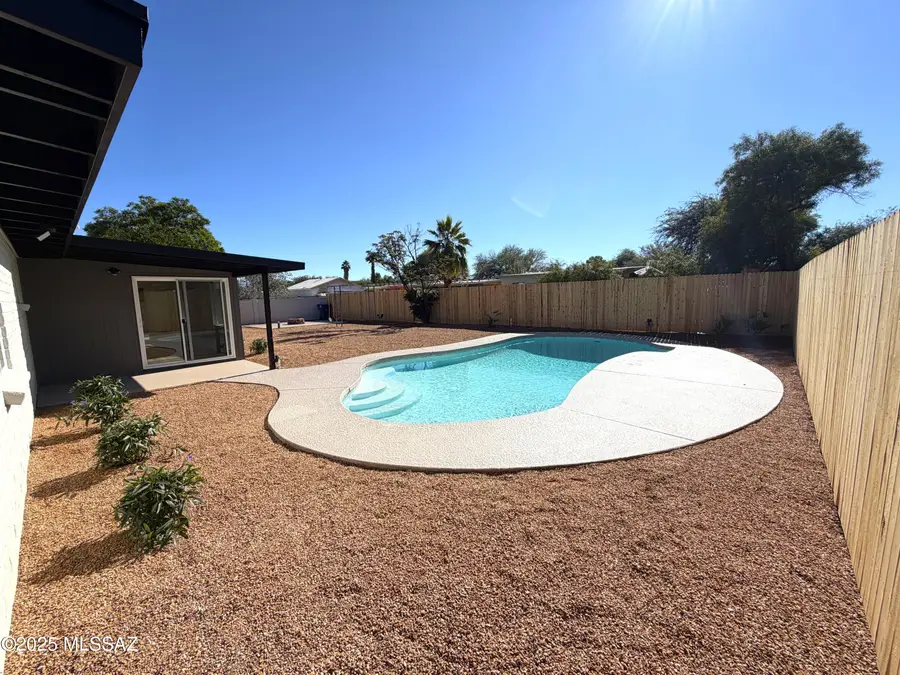 7332 E 42nd Street, Tucson, AZ 85730 - Image #2