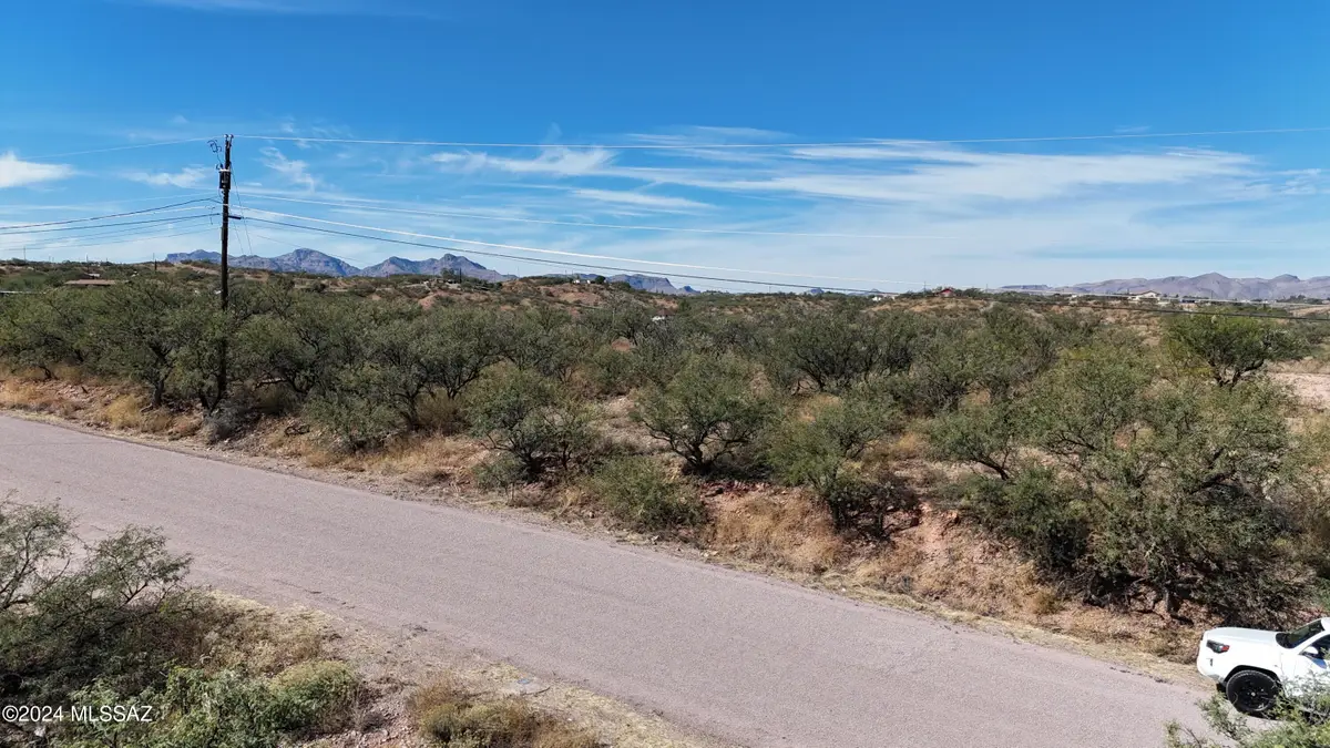 362 Camino Caballo #31, Rio Rico, AZ 85648 - Image #1