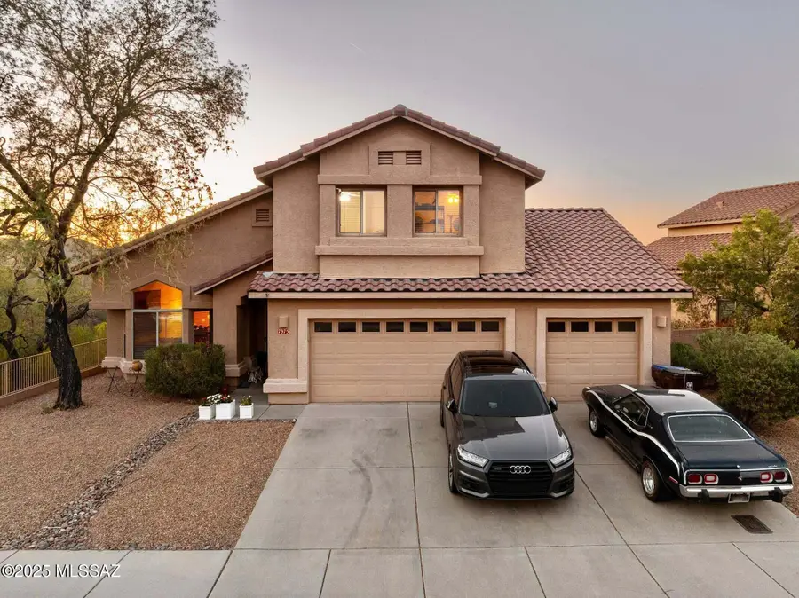 7975 N Higgins Feather Drive, Tucson, AZ 85743 - Image #2