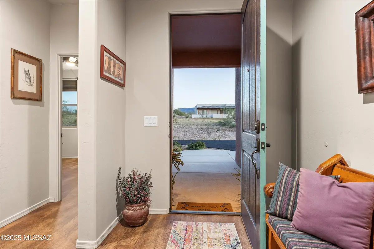 1331 S Cattlemans Loop, Benson, AZ 85602 - Image #1