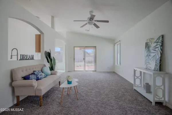 7871 W Sacramento Hill, Tucson, AZ 85743