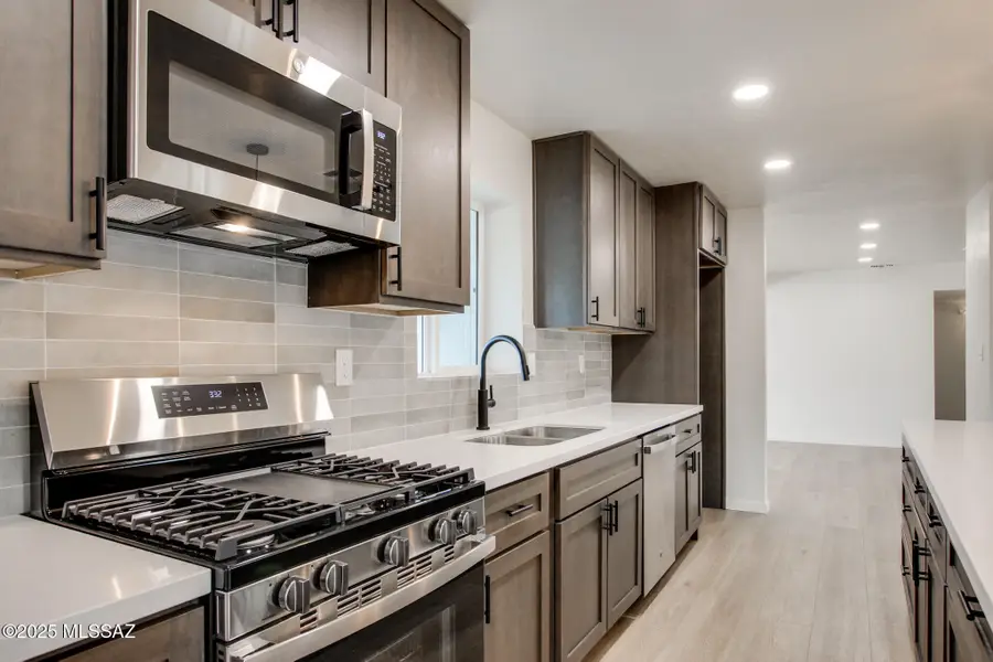 5417 E 8th Street, Tucson, AZ 85711 - Image #2