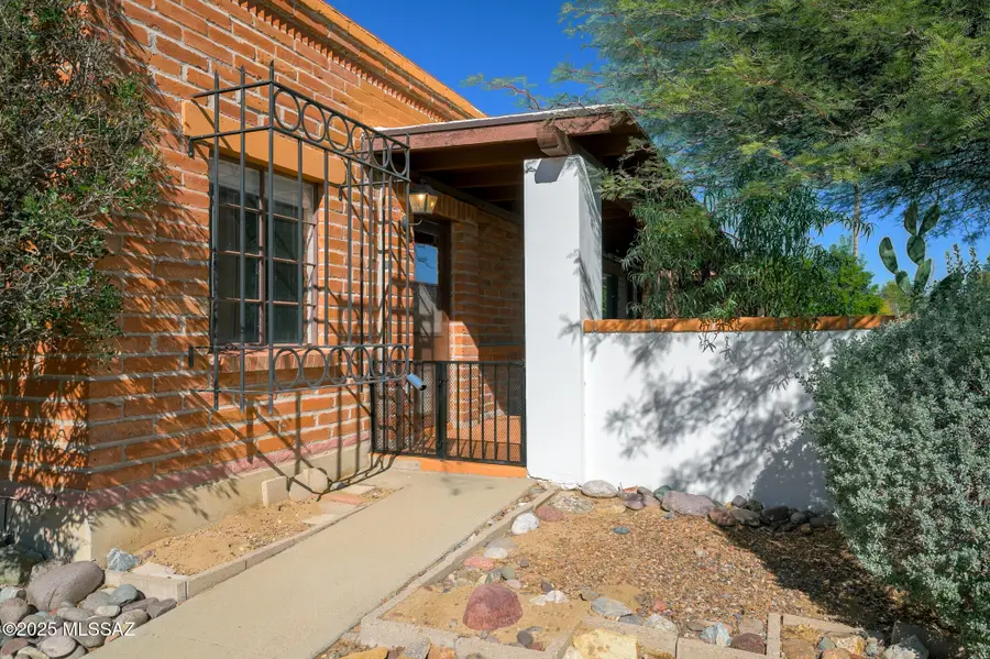 222 S Paseo Quinta #A, Green Valley, AZ 85614 - Image #3