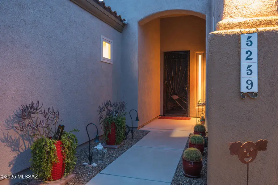5259 N Fairway Heights Drive, Tucson, AZ 85749 - Image #2