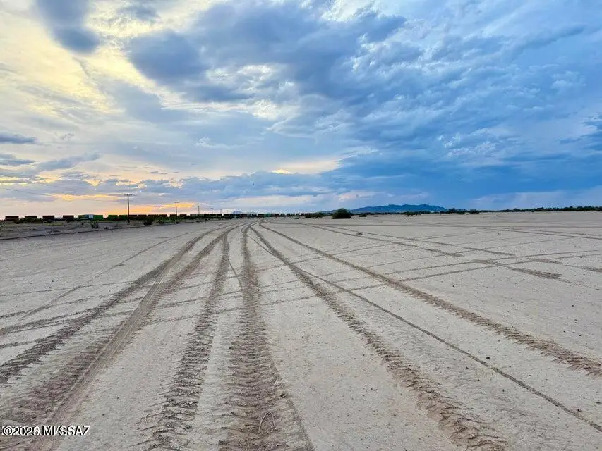 3010 N Parkview Drive, Eloy, AZ 85131 - Image #2