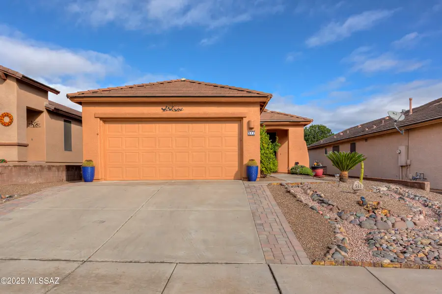 512 W Bazille Way, Green Valley, AZ 85614 - Image #2
