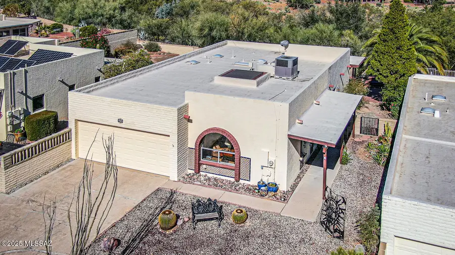 920 W Camino Sagasta, Green Valley, AZ 85622 - Image #2