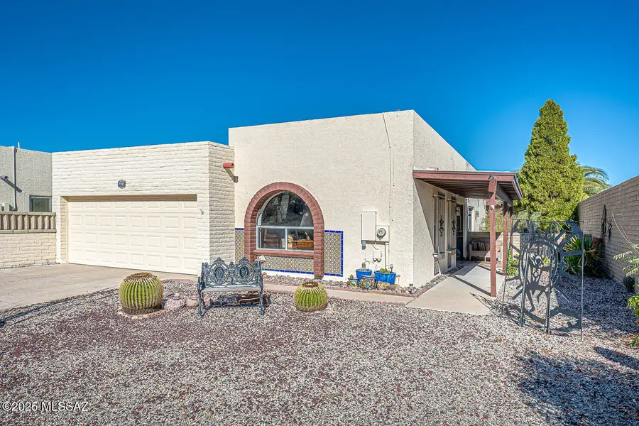 920 W Camino Sagasta, Green Valley, AZ 85622 - Image #3