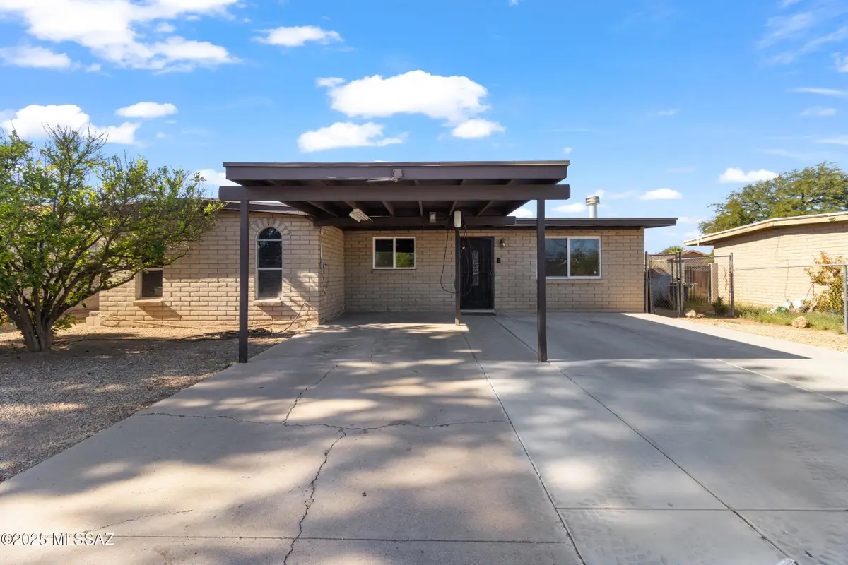 5832 S Herpa Drive, Tucson, AZ 85706 - Image #1