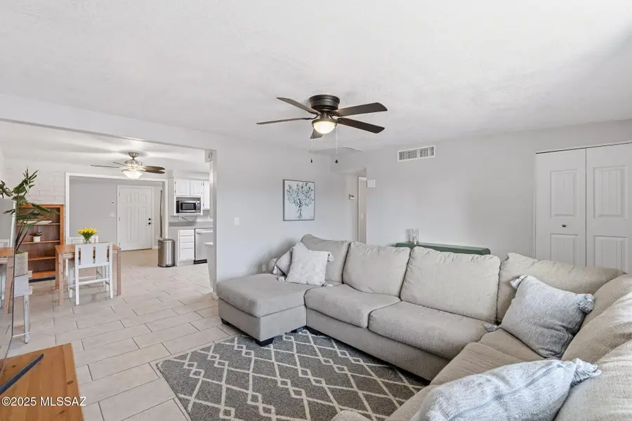 1440 S Perlman Avenue, Tucson, AZ 85710 - Image #2