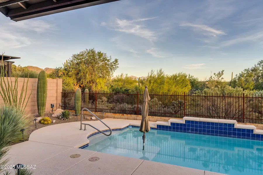 14326 N Whitehorn Place, Marana, AZ 85658 - Image #2