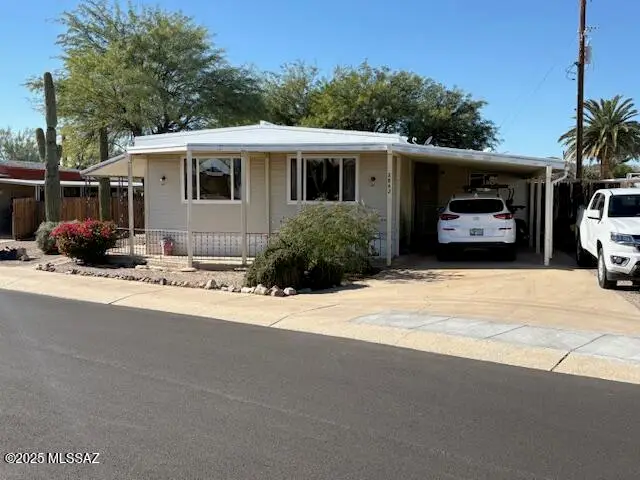 2842 S Western Way Circle, Tucson, AZ 85713 - Image #2