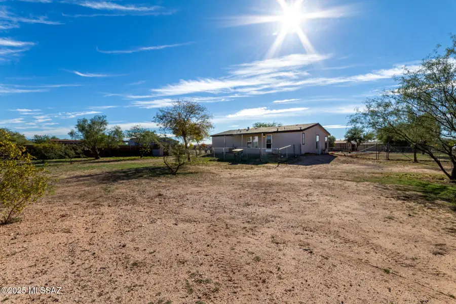 5933 E Grayhawk Ranch Road, Tucson, AZ 85756 - Image #2