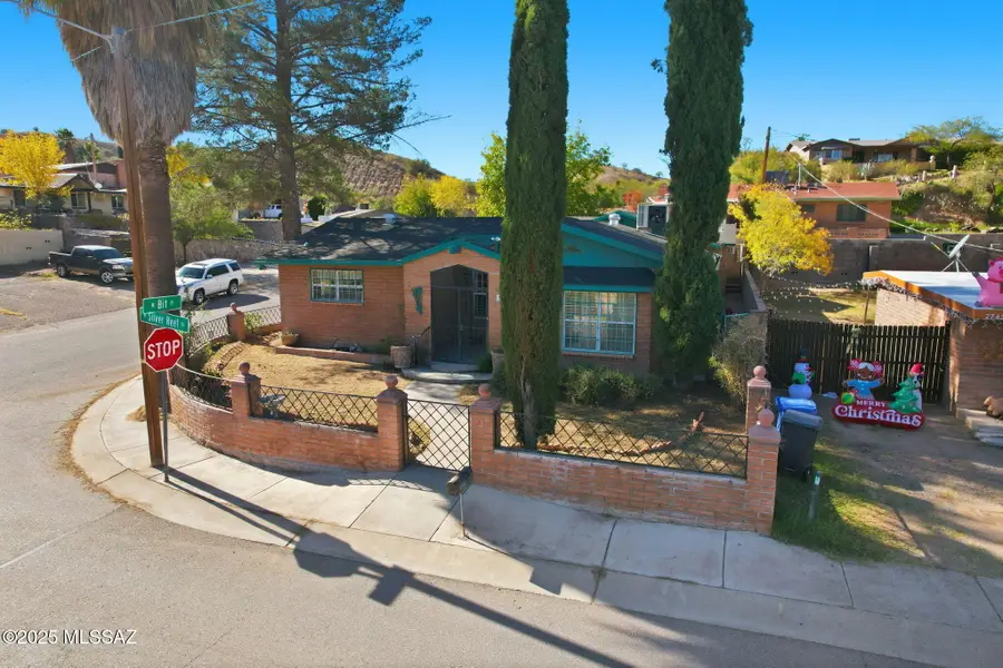 2735 N Silver Reef Drive, Nogales, AZ 85621 - Image #2