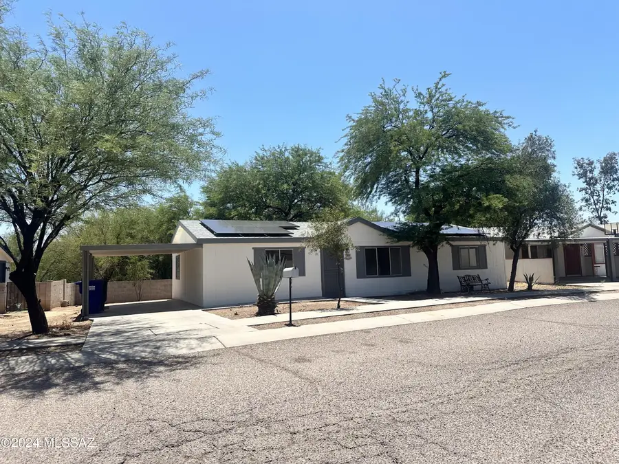4084 E White Water Drive, Tucson, AZ 85706 - Image #2