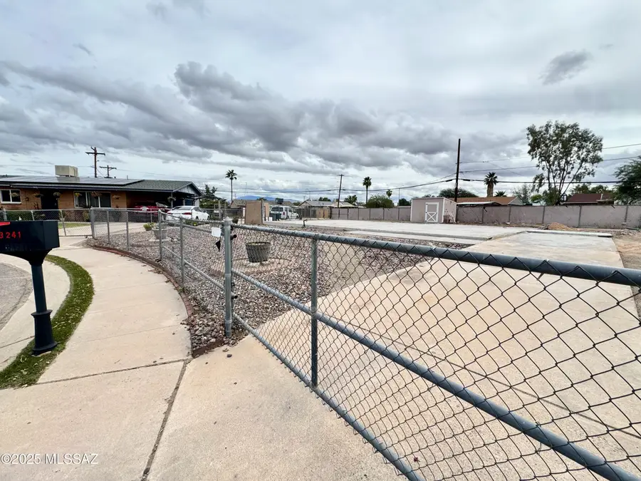 3241 S Capri Circle #19, Tucson, AZ 85713 - Image #3