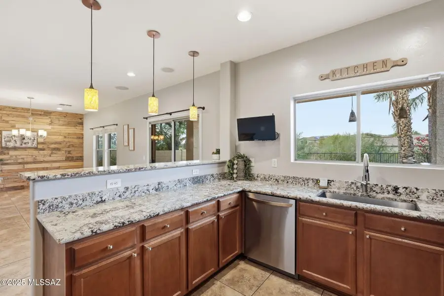 13047 N Desert Olive Drive, Oro Valley, AZ 85755 - Image #2