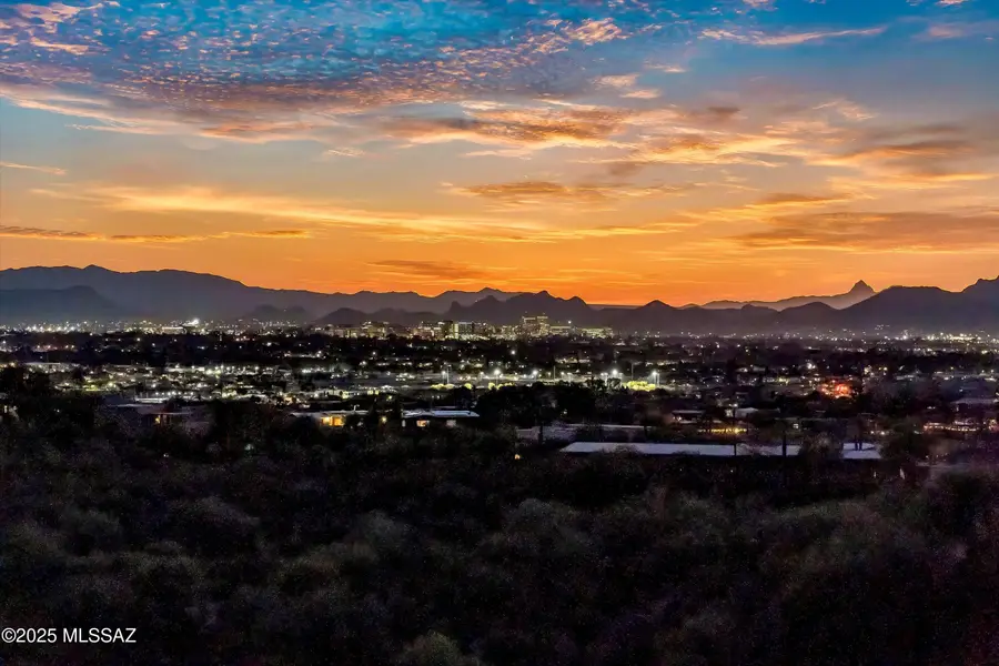 4620 E Swans Nest Road, Tucson, AZ 85718 - Image #3