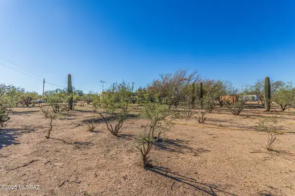 5951 N Chaparral, Tucson, AZ 85743