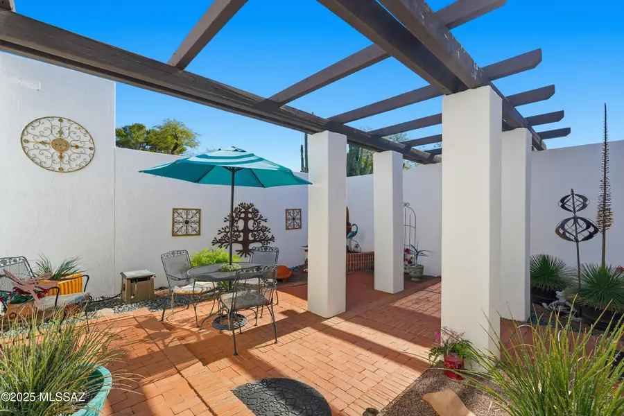 7145 E Sabino Vista Circle, Tucson, AZ 85750 - Image #3