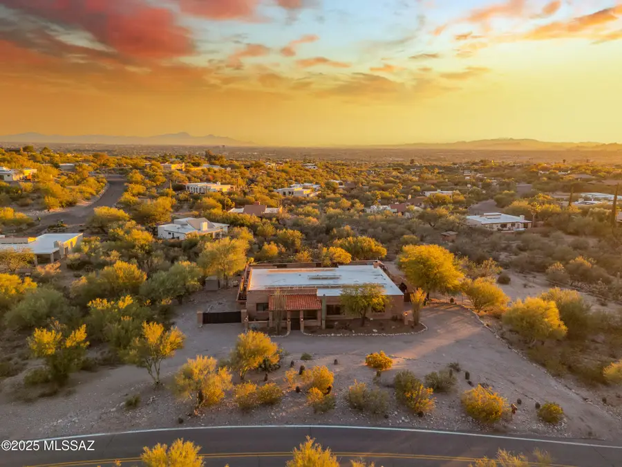 5300 E Calle Barril, Tucson, AZ 85718 - Image #2