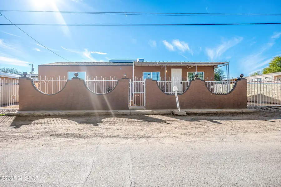 3348 E Holladay Street, Tucson, AZ 85706 - Image #2