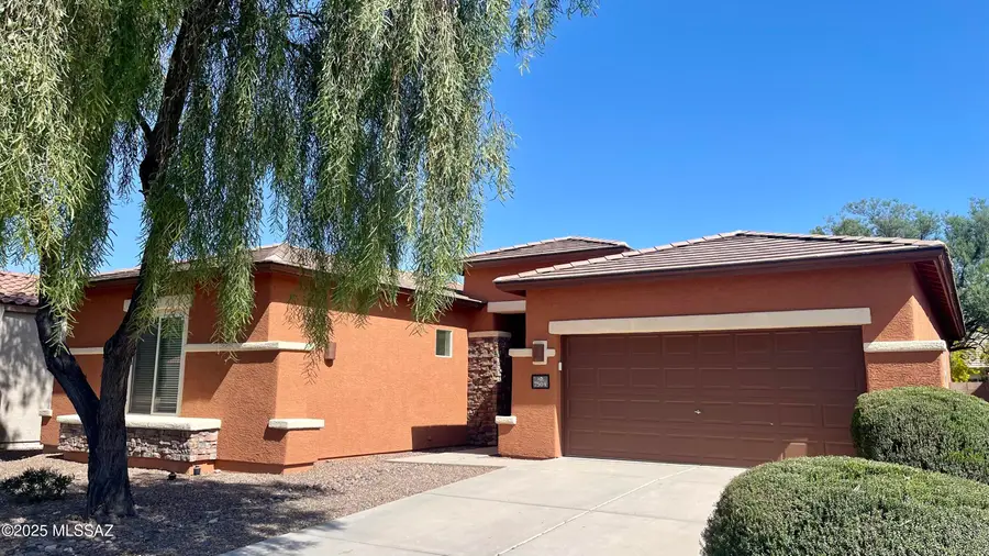 7504 W Cosmic Sky Drive, Tucson, AZ 85743 - Image #2