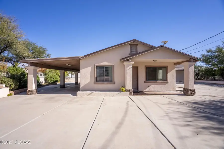 983 Matas Court, Rio Rico, AZ 85648 - Image #3