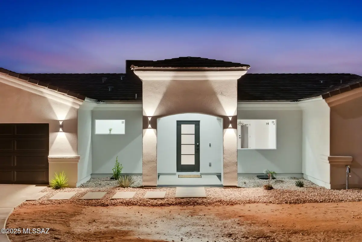 279 Rayo Ct A, Rio Rico, AZ 85648 - Image #1