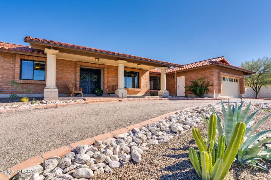 3640 N Calle De Amigos, Tucson, AZ 85750 - Image #2