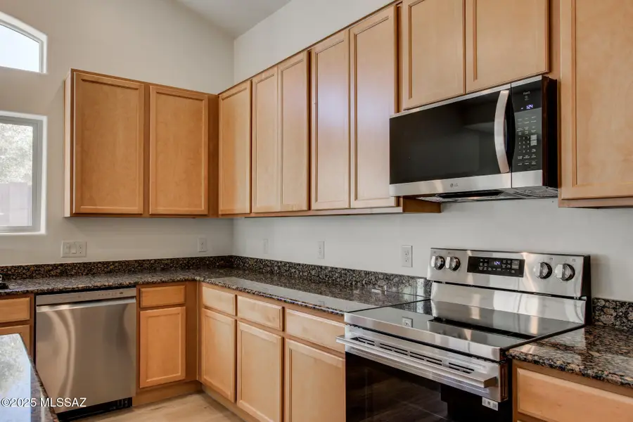 8727 W Denstone Road, Marana, AZ 85653 - Image #2