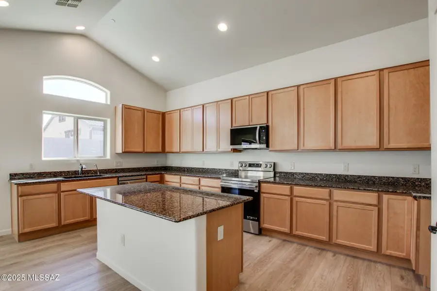 8727 W Denstone Road, Marana, AZ 85653 - Image #3