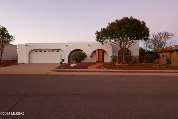 110 W Calle Melendrez, Green Valley, AZ 85614