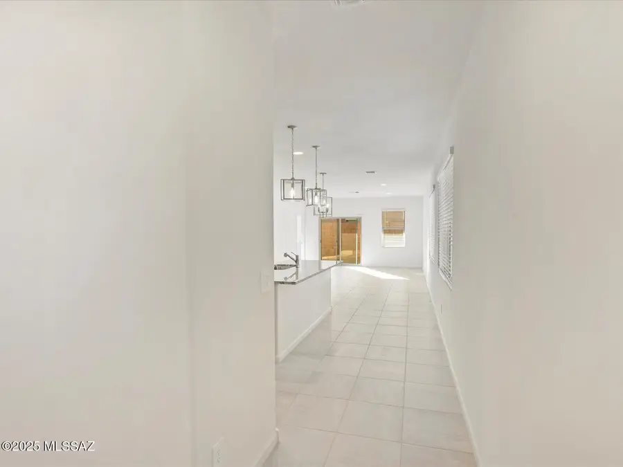 7281 S Gray Jay Drive, Tucson, AZ 85747 - Image #2
