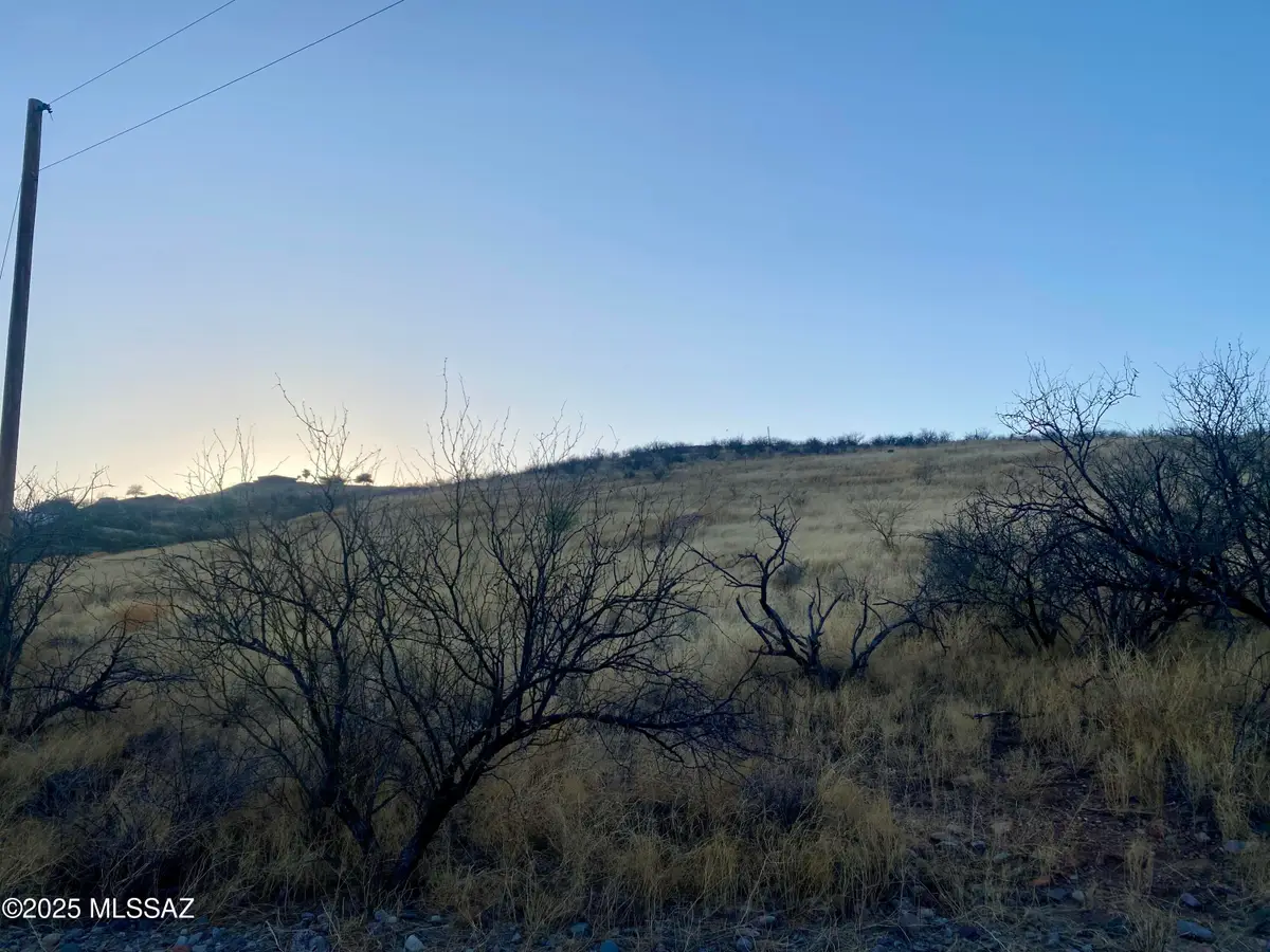 592 Alcanfor Court #92, Rio Rico, AZ 85648 - Image #1