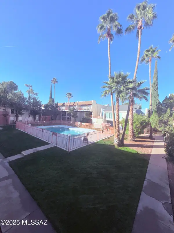 1600 N Wilmot Road, Tucson, AZ 85712