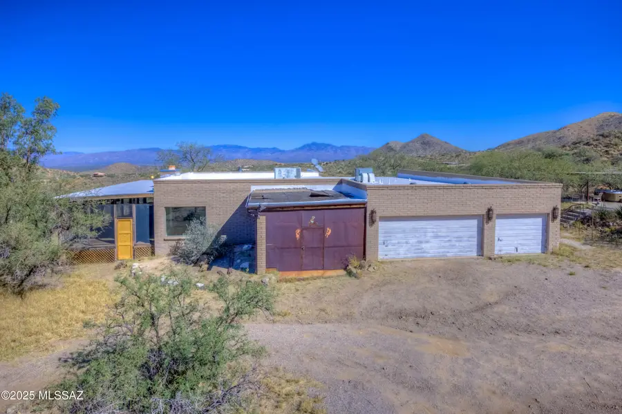 1422 E Camino Aurelia, Corona De Tucson, AZ 85641 - Image #2