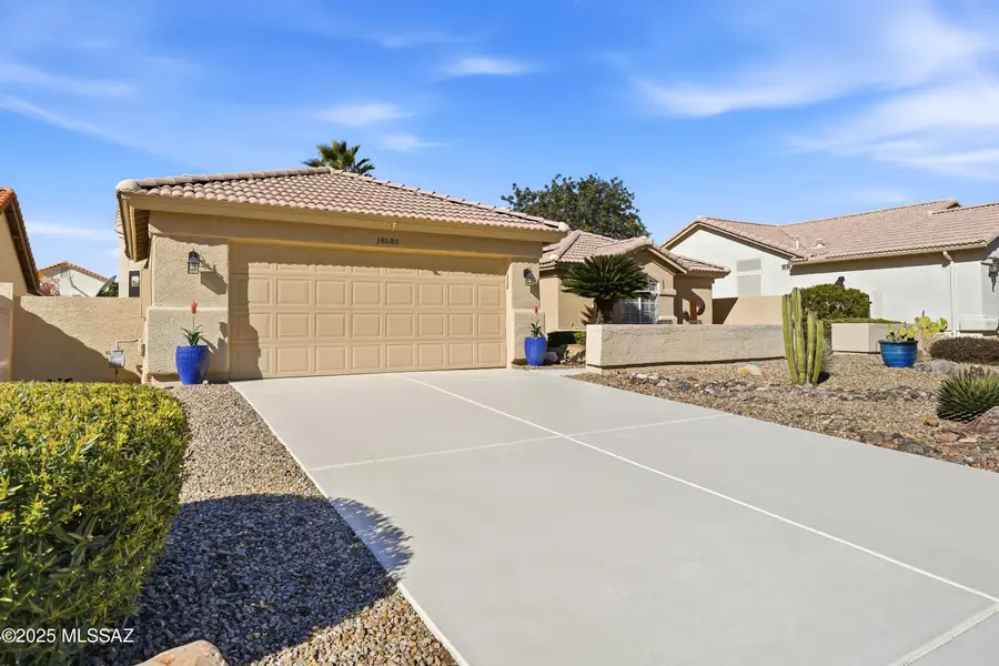 38080 S Elbow Bend, Saddlebrooke, AZ 85739 - Image #2