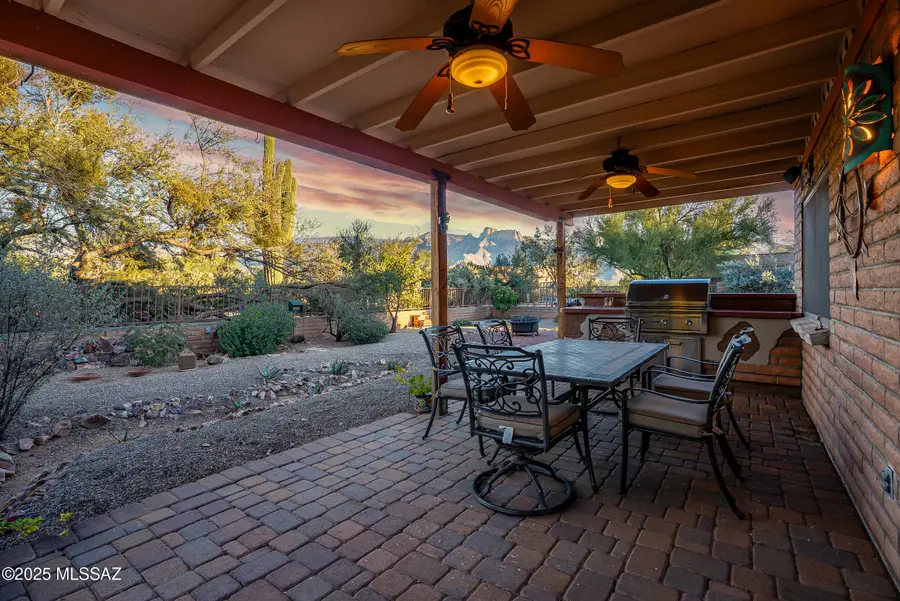 11910 N Joi Drive, Tucson, AZ 85737 - Image #2