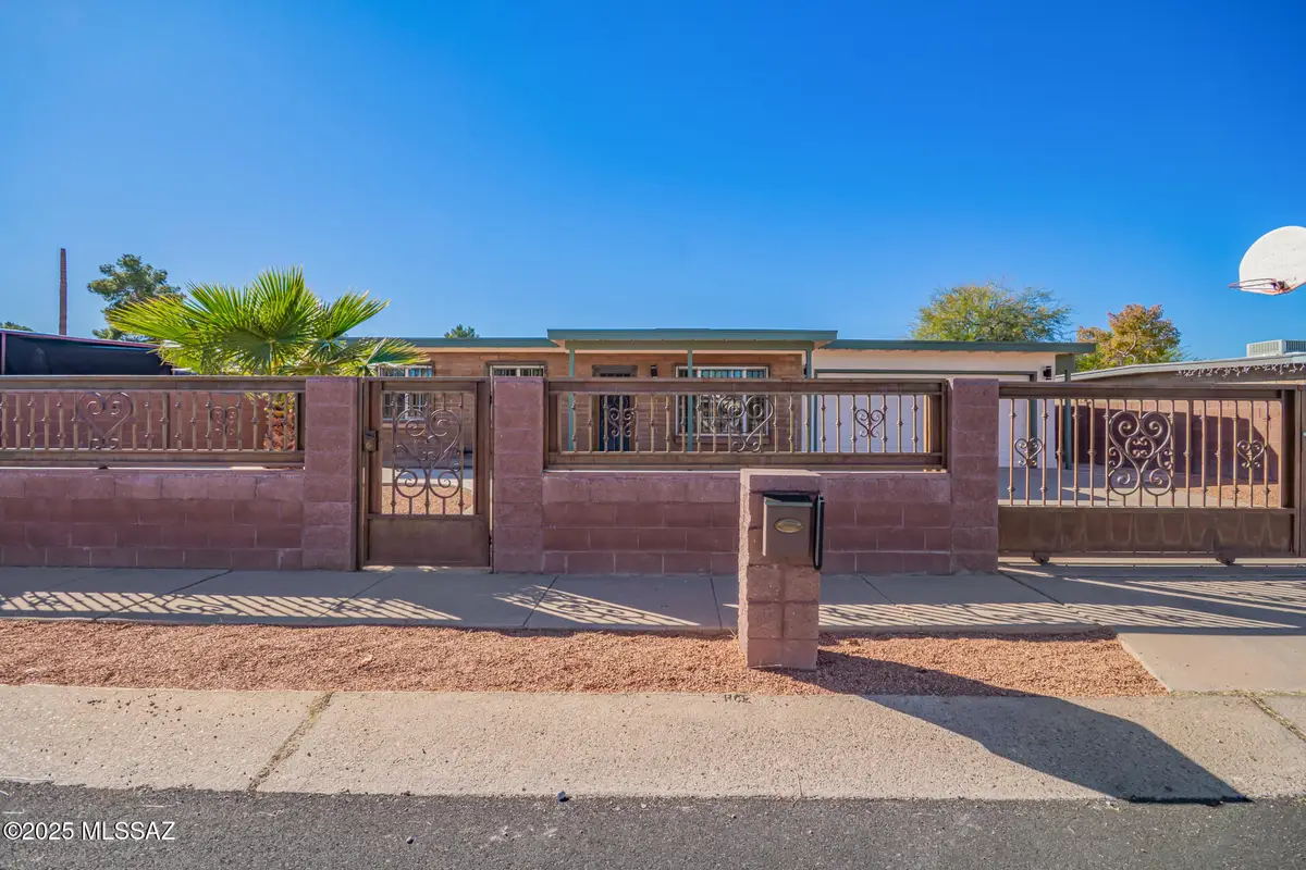 2132 E Montana, Tucson, AZ 85706 - Image #1